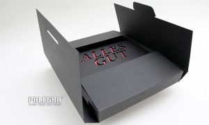 Lasergravur: Buchcover / Laserschnitt Buchschuber