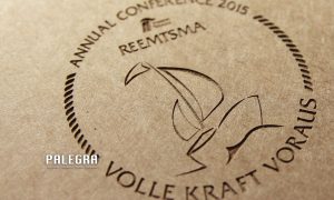 Lasergravur / Papiergravur: Umschlag aus Kraftkarton