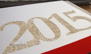 Kalender Lasergravur / Papiergravur. Palegra® veredelt Print.